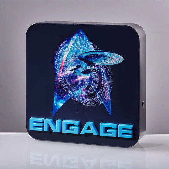 Official Star Trek 3D Desk Lamp / Wall Light - The Geek In Me