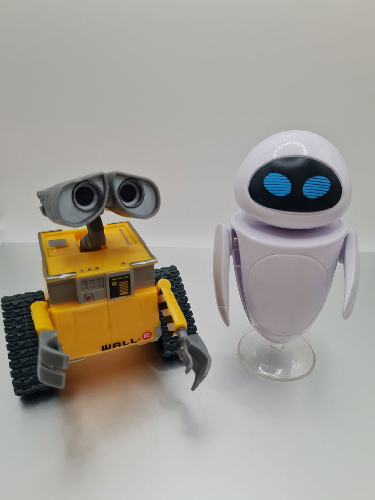 Pre-Loved Wall-e and Eve Poseable Figures - Kelly's Corner - The Geek In Me