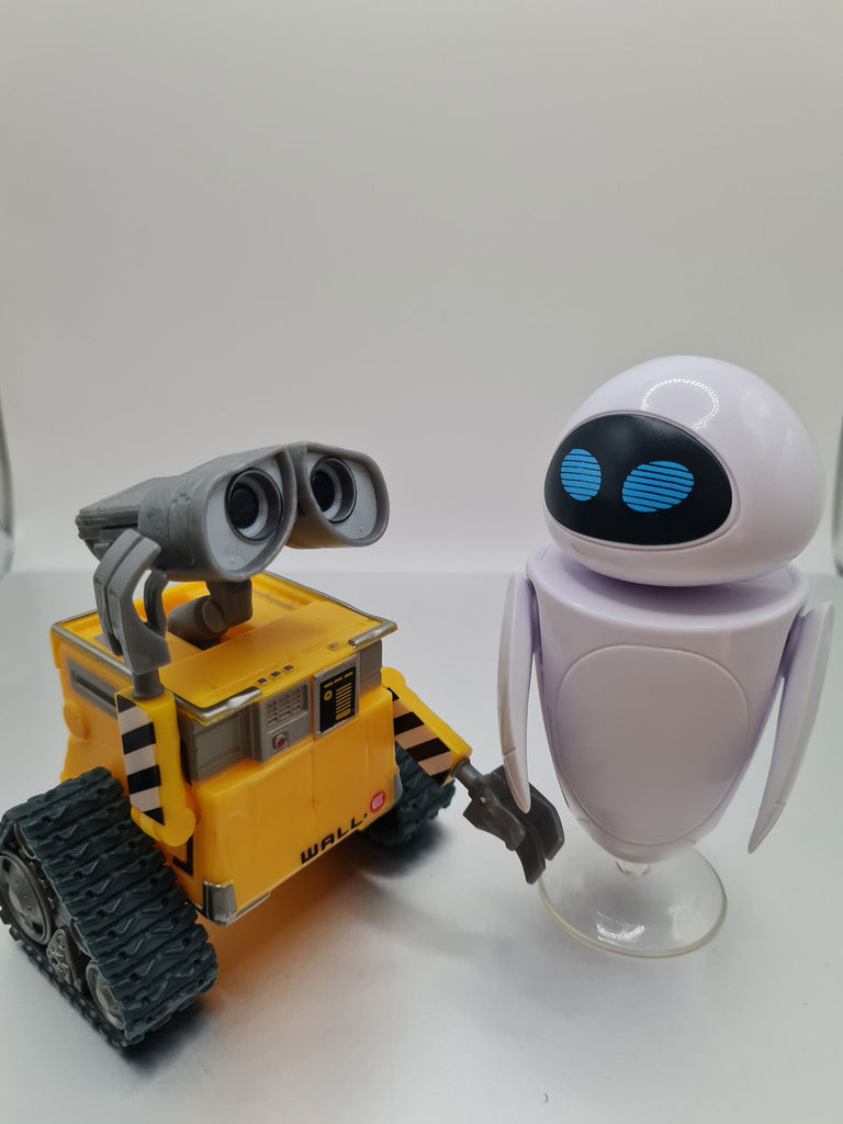 Pre-Loved Wall-e and Eve Poseable Figures - Kelly's Corner - The Geek In Me