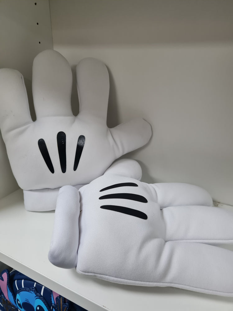 Disney Parks Mickey Mouse Hands, Preloved. Kelly's Corner.
